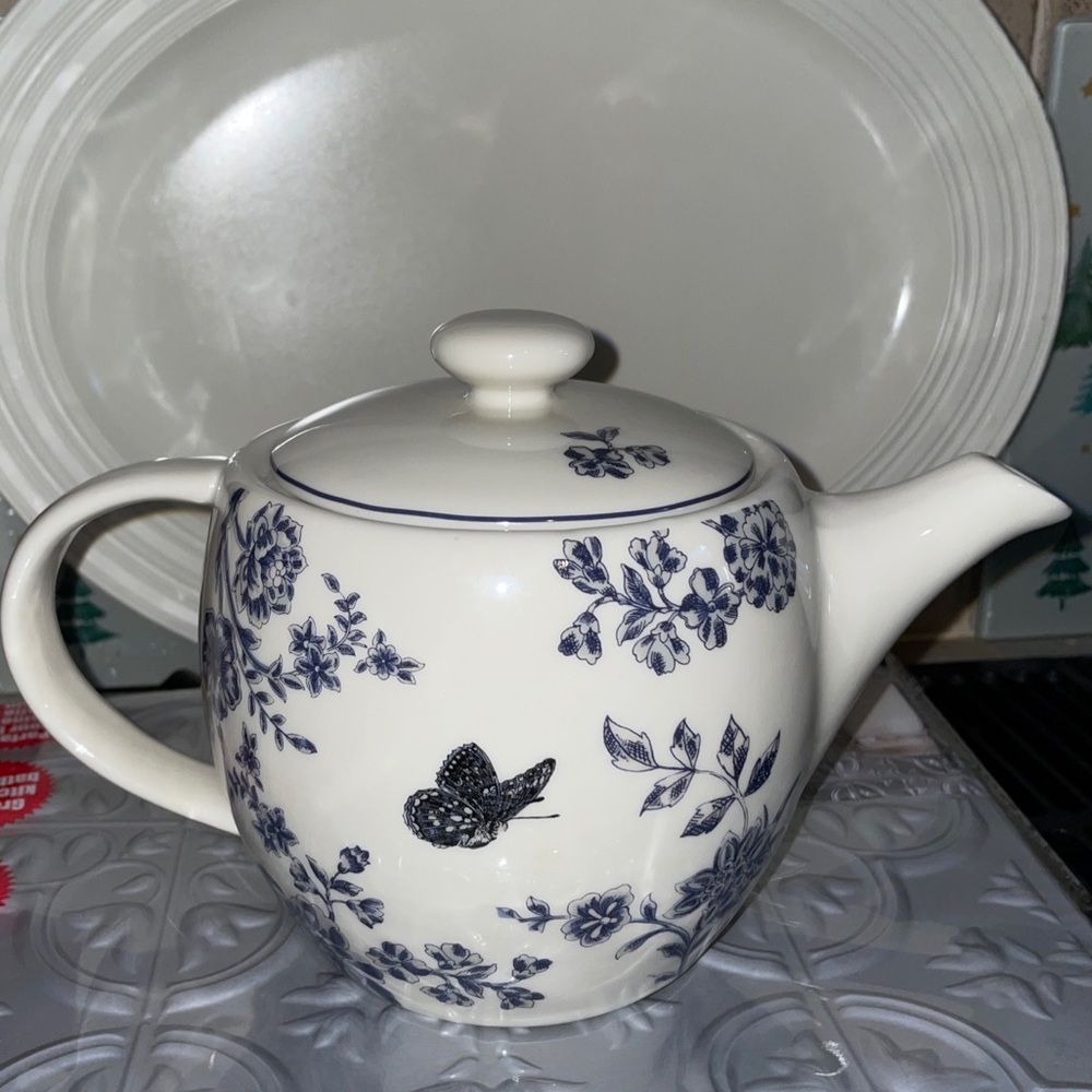 Off-White Porcelain Teapot with Lid, Gray Blue Botanical Black 🦋 Butterfly
